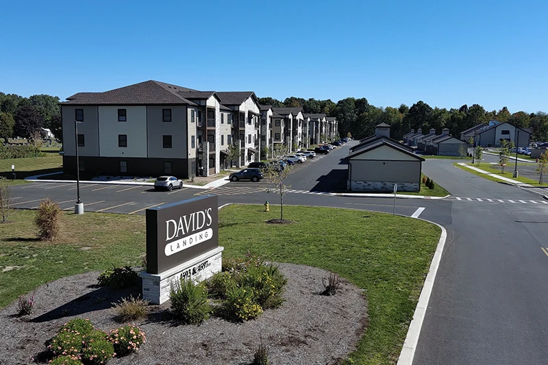 David's Landing Entrance